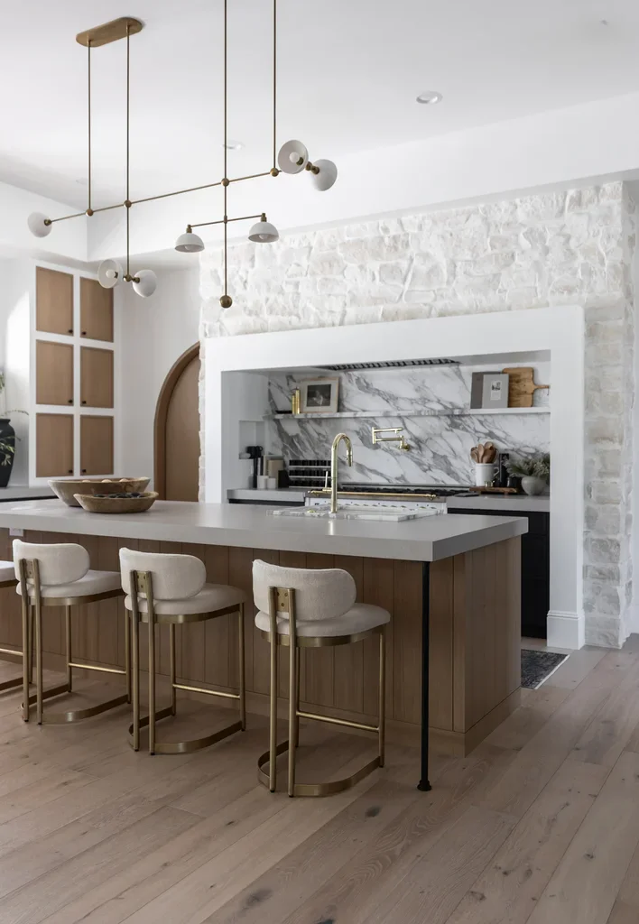 Warm Contemporary Kitchen Remodel in Paradise Valley, AZ by E & S Builders project photo